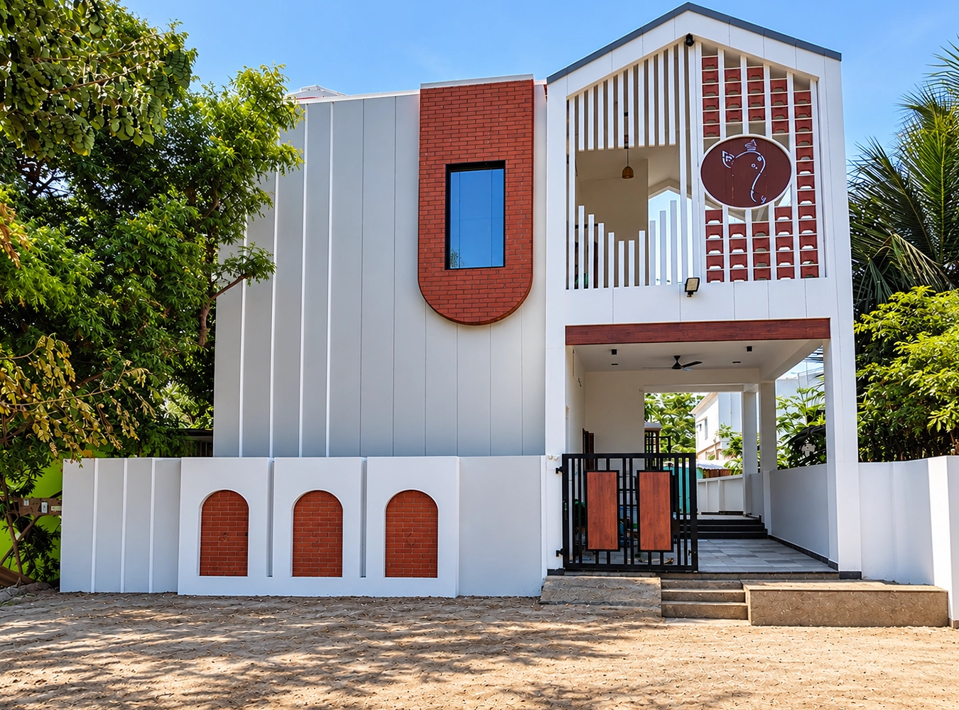 thirukumuran house slider